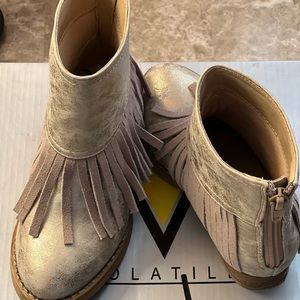Volatile Girls Fringe Boots Sz.10